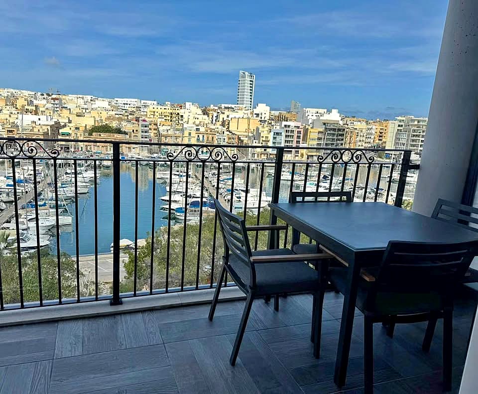 Apartment in Pieta - 2 beds, 2 baths — 2