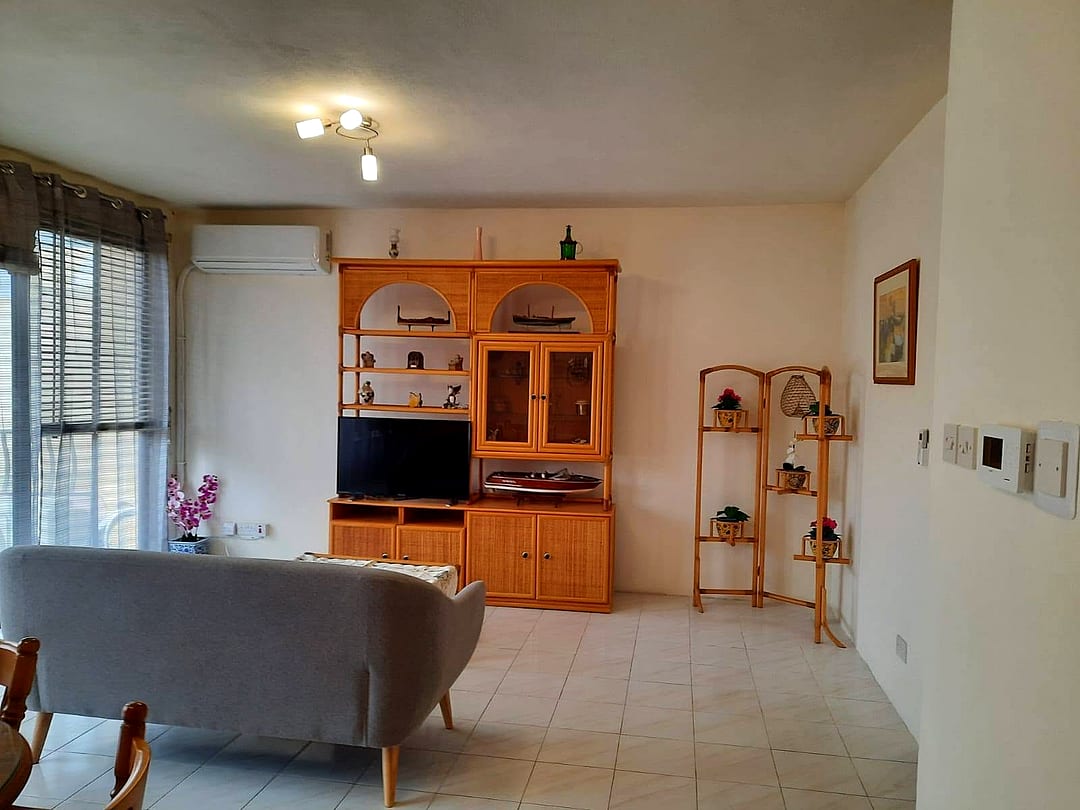 Apartment in St Paul's Bay - 3 beds, 2 baths — 4