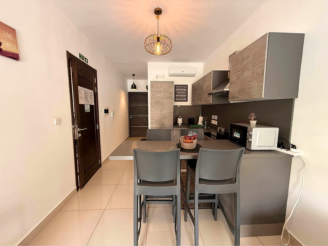 Apartment in Msida - 1 bed — 3