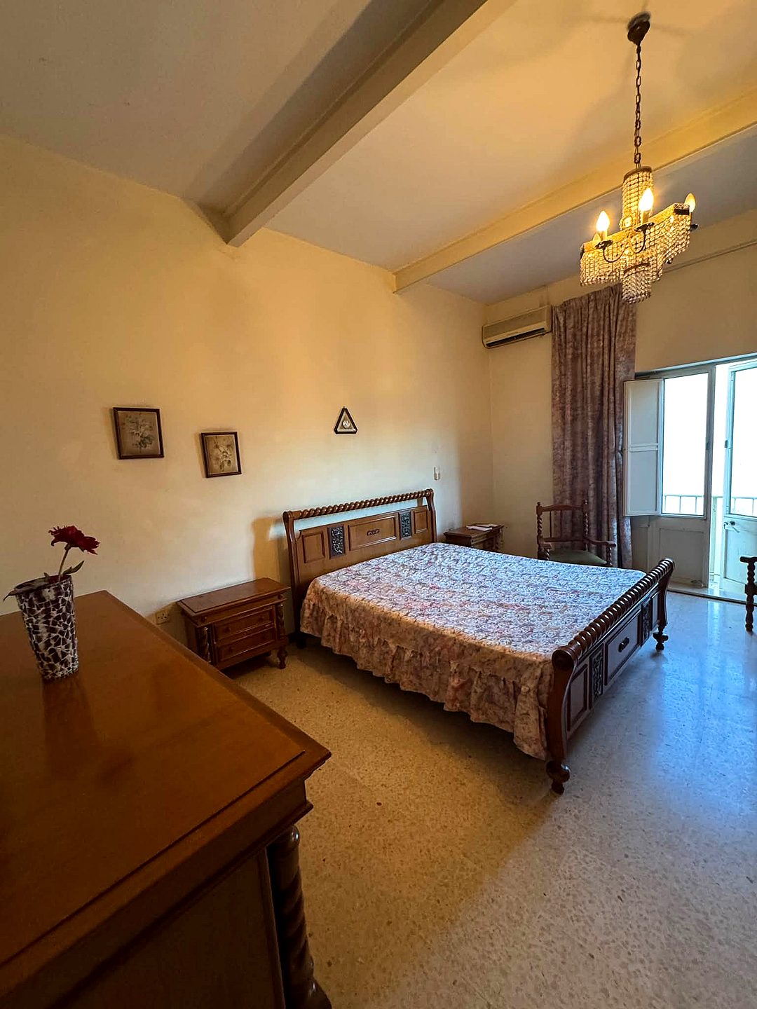 Room in Paola — 2