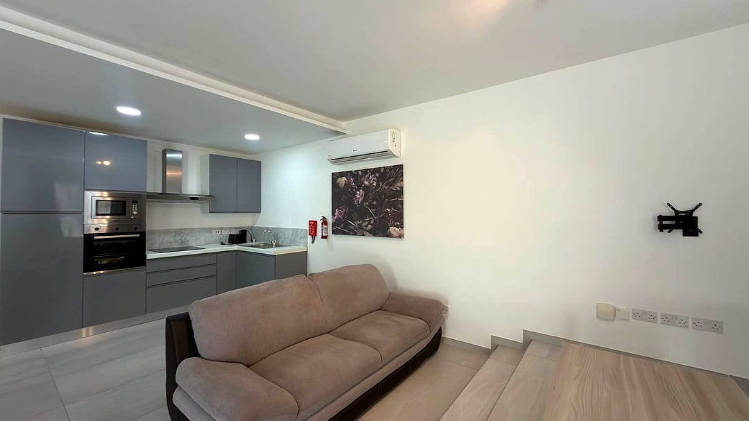 Apartment in Swieqi - 2 beds, 2 baths — 5