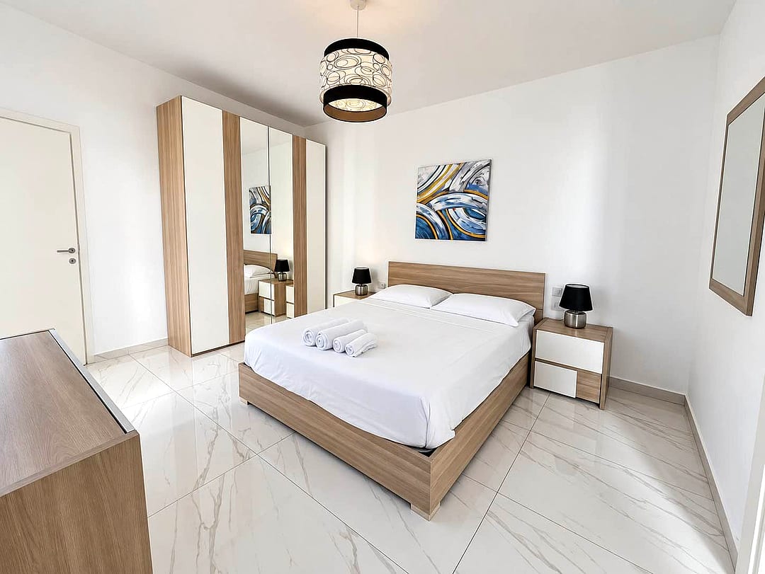 Apartment in Sliema - 2 beds, 2 baths — 5