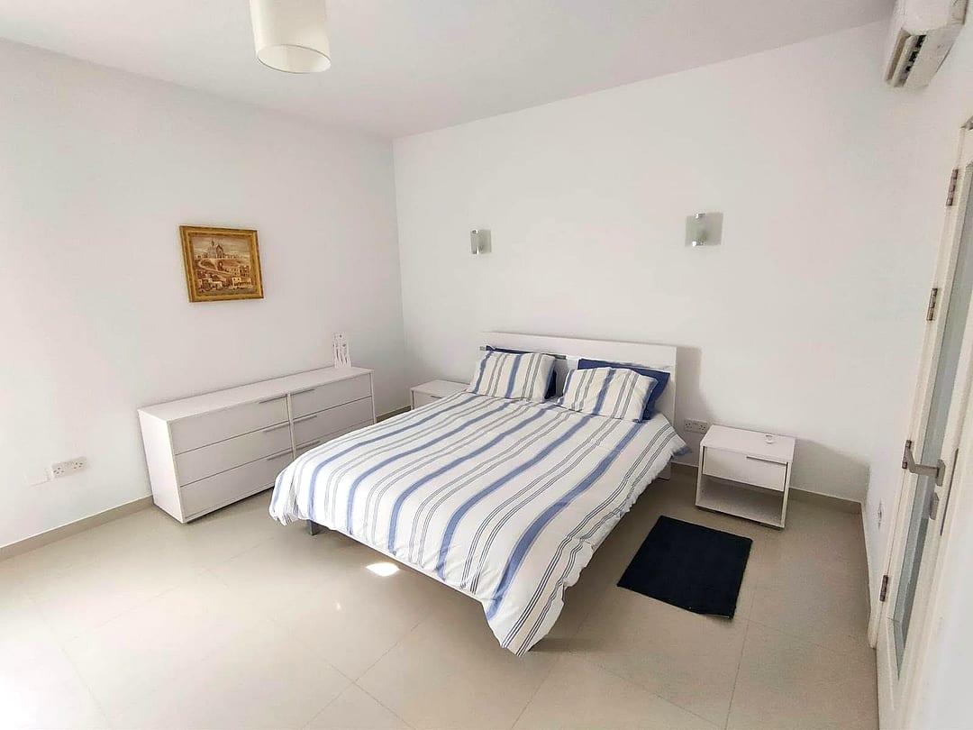 Penthouse in Attard - 3 beds, 2 baths — 5