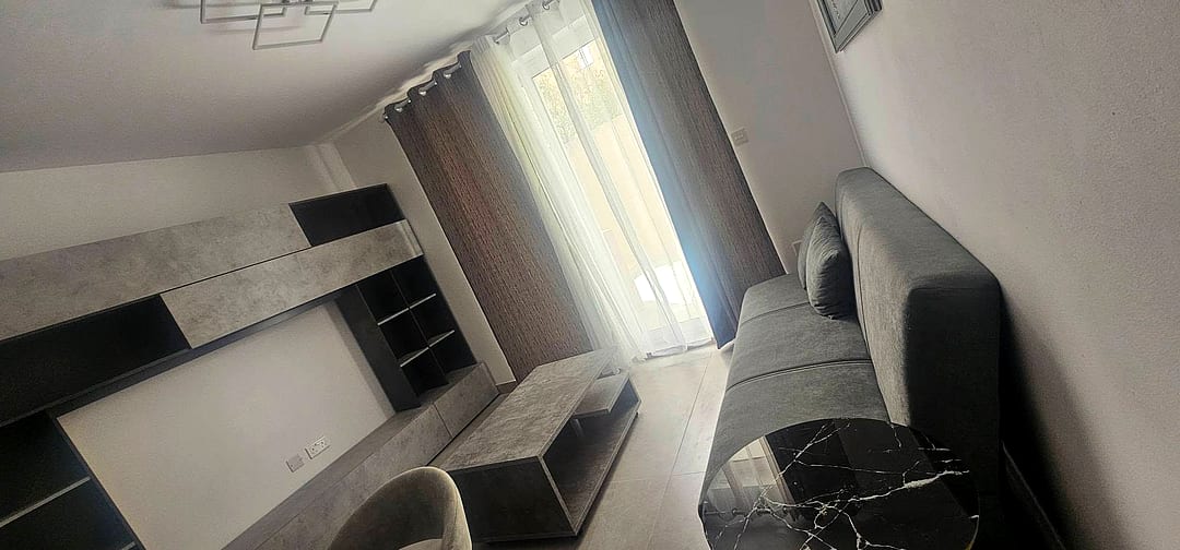 Room in Iklin — 1