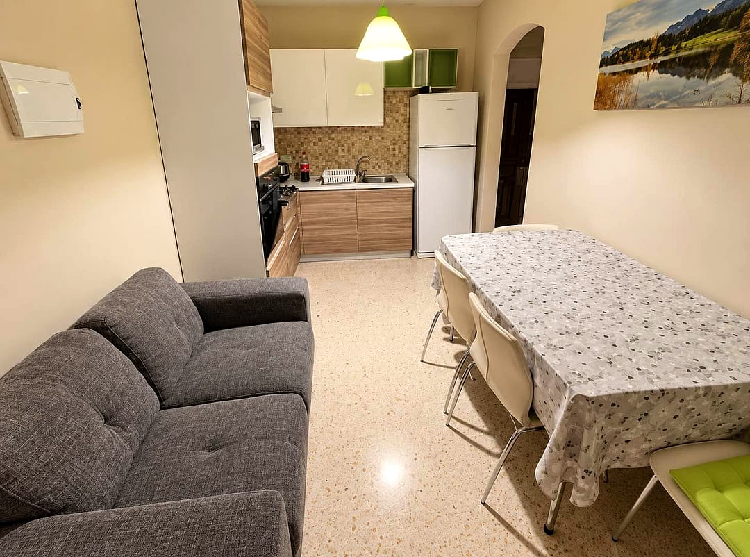 Apartment in St Paul's Bay - 2 beds — 5