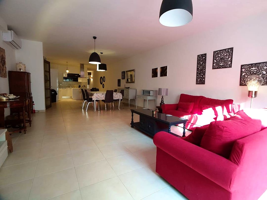 Apartment in Swieqi - 3 beds, 2 baths — 1