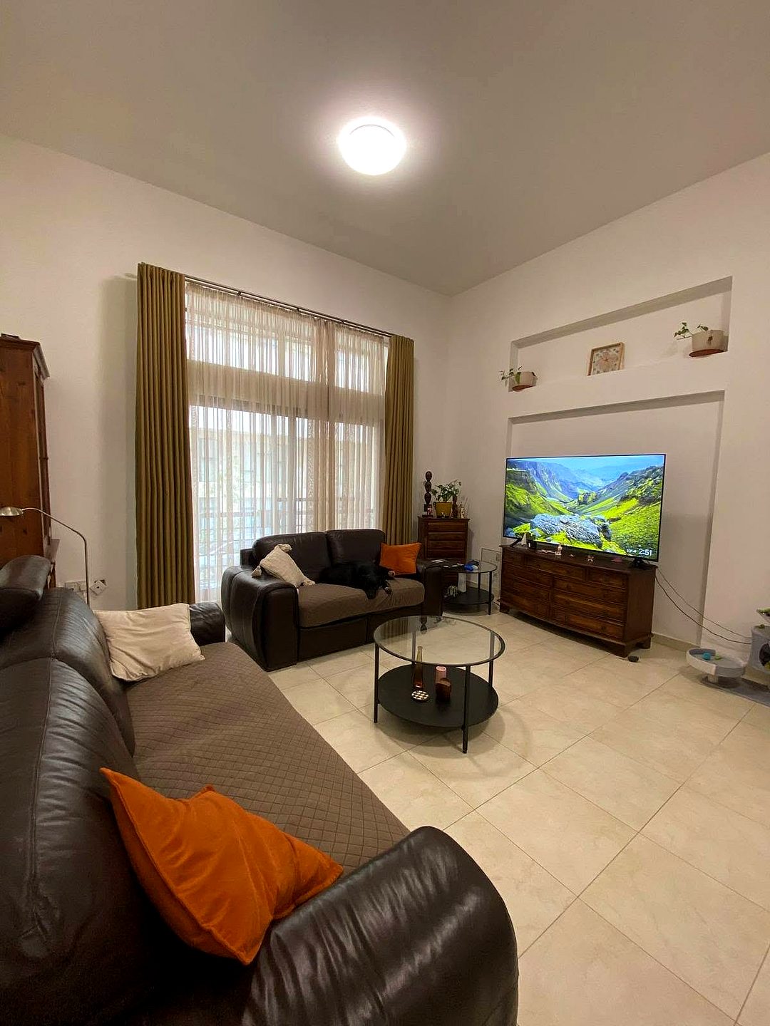 Apartment in Gzira - 3 beds, 2 baths — 1