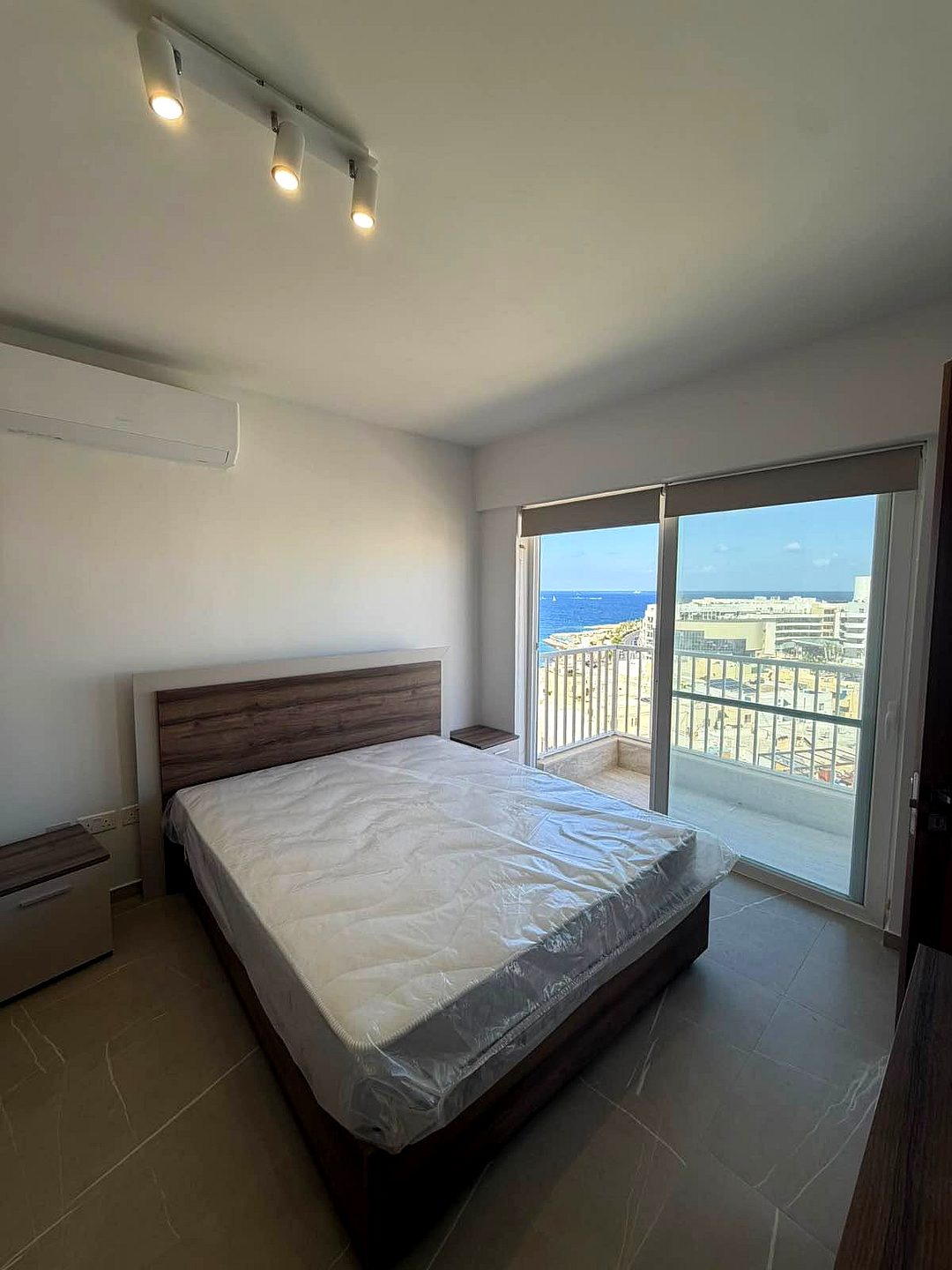 Apartment in Qawra - 2 baths — 3