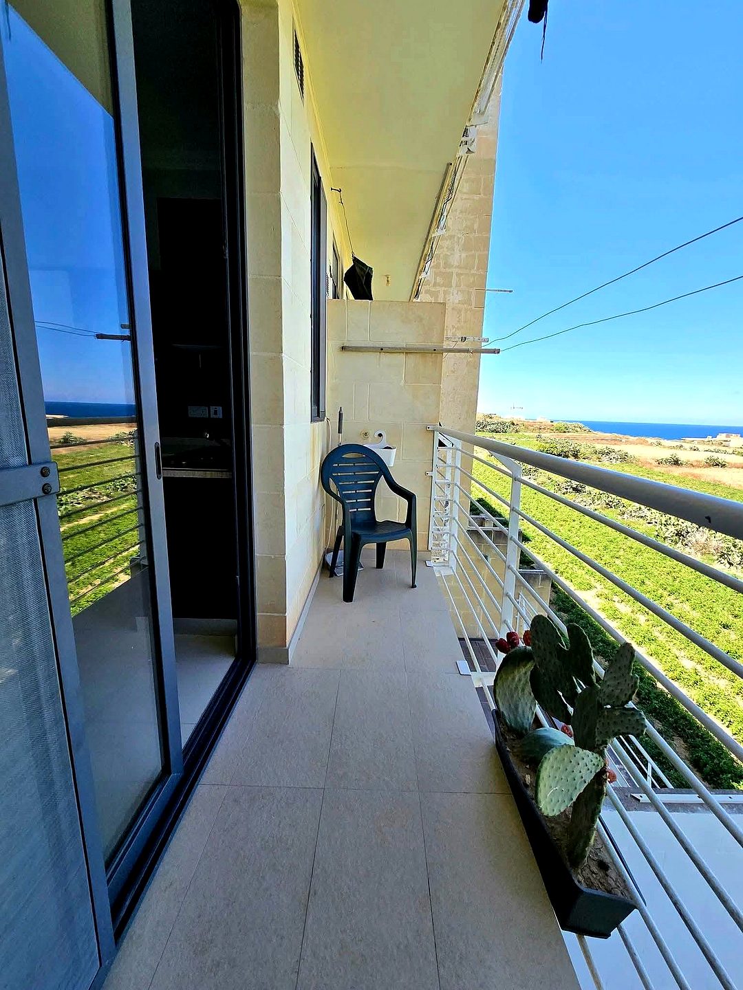 Apartment in Marsalforn - 2 beds, 2 baths — 2