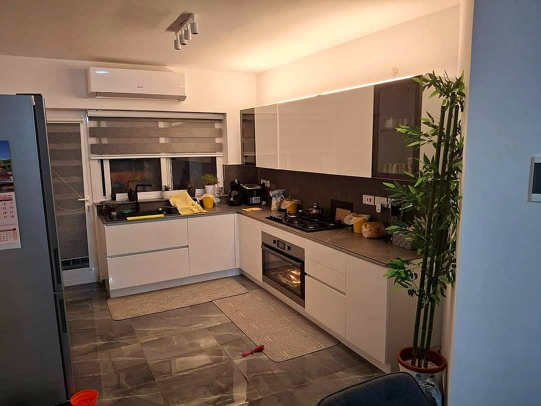 Penthouse in Santa Venera - 2 beds, 2 baths — 2