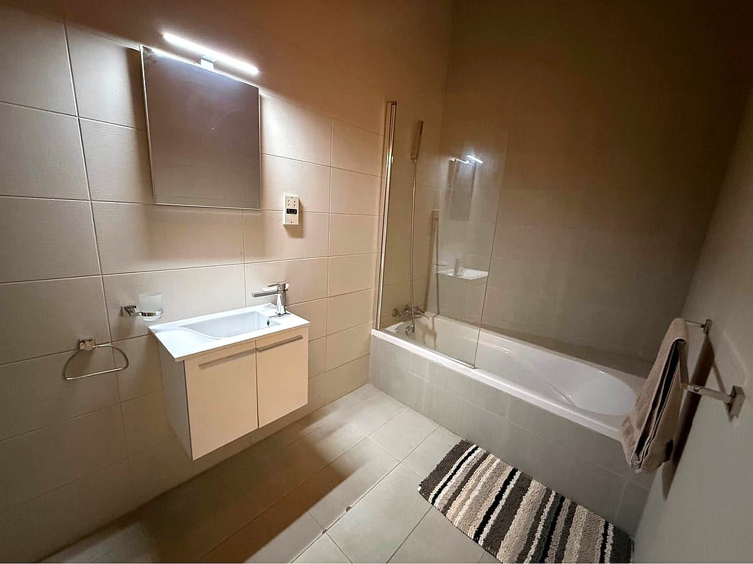 Apartment in Sliema - 3 beds, 2 baths — 4
