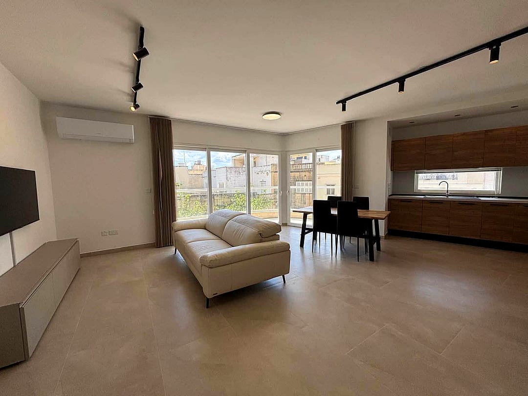 Apartment in Mosta - 3 beds, 2 baths — 1