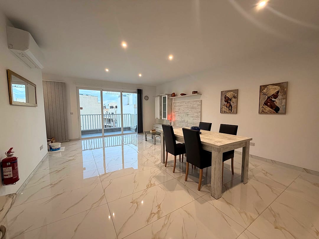 Apartment in San Pawl il-Baħar - 2 beds, 2 baths — 1