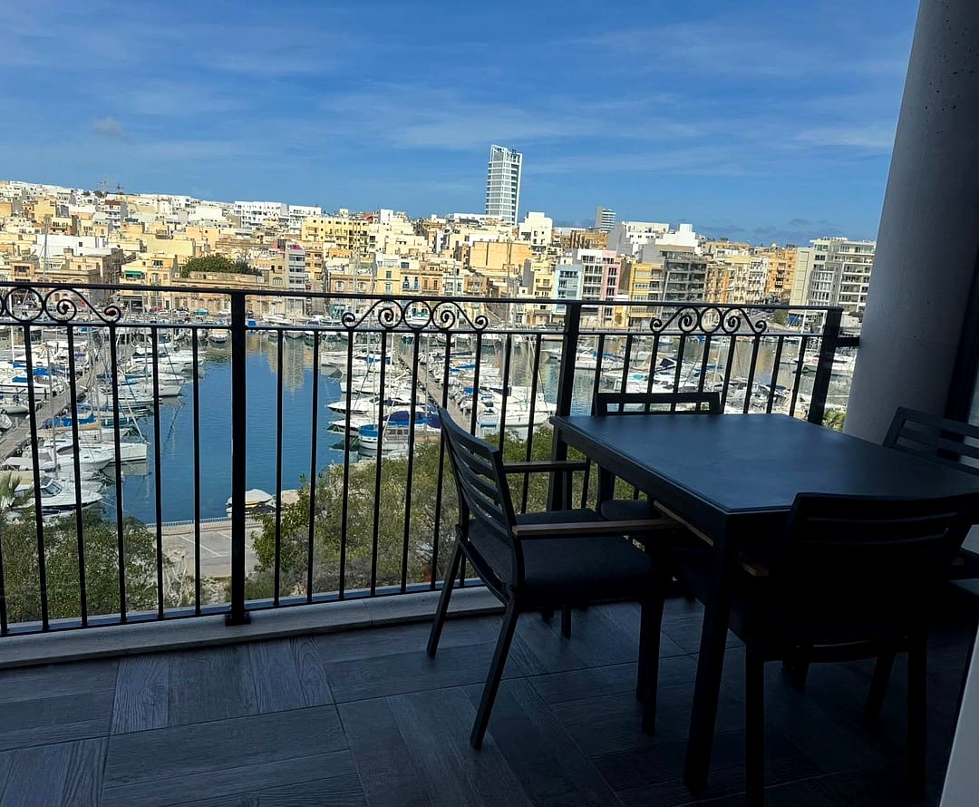 Apartment in Pieta — 2