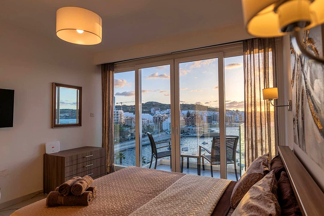 Penthouse in St Paul's Bay - 1 bed, 1 bath — 1