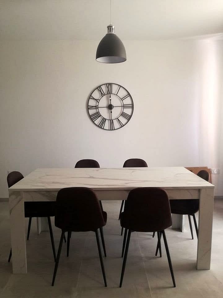 Apartment in Qawra - 3 beds, 2 baths — 2