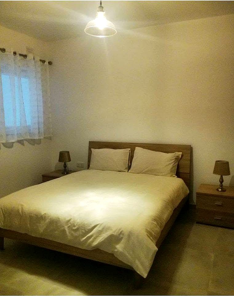 Apartment in Qawra - 3 beds, 2 baths — 4