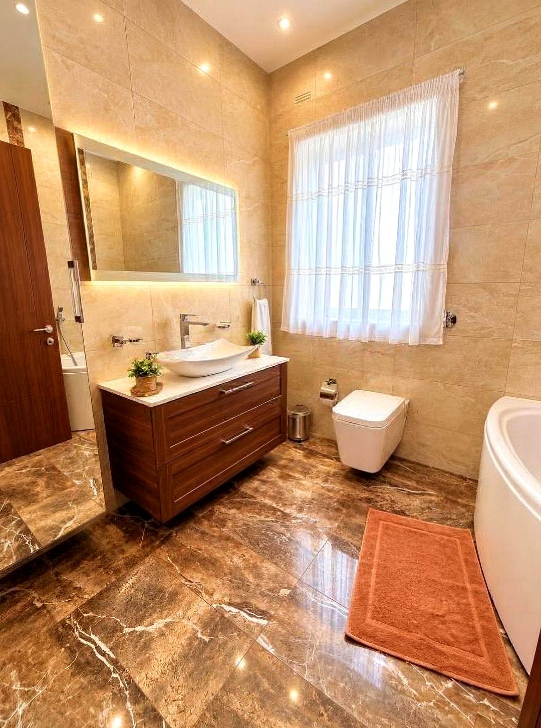 Three-Bedroom Penthouse in Mosta with Dome Views — 8