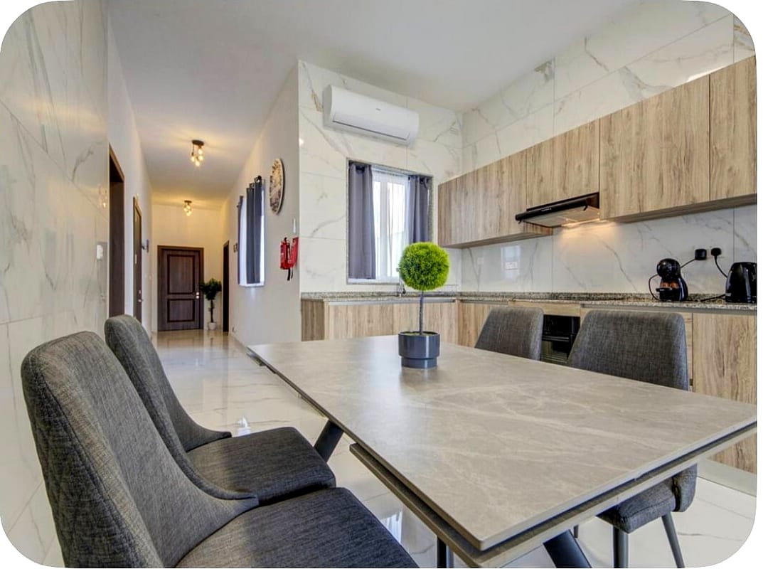 Two-bedroom penthouse with terrace in Tarxien — 2