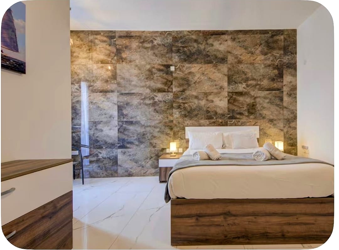 Two-bedroom penthouse with terrace in Tarxien — 3
