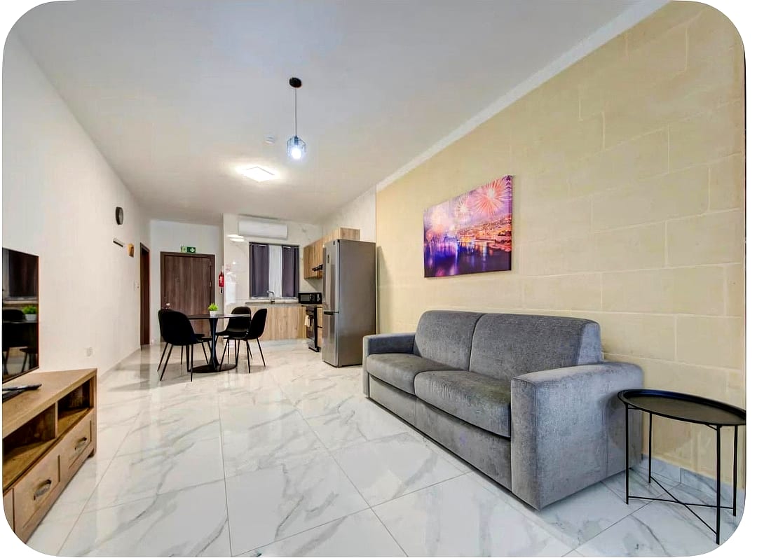 Cozy One-Bedroom Apartment with Balcony in Tarxien — 9