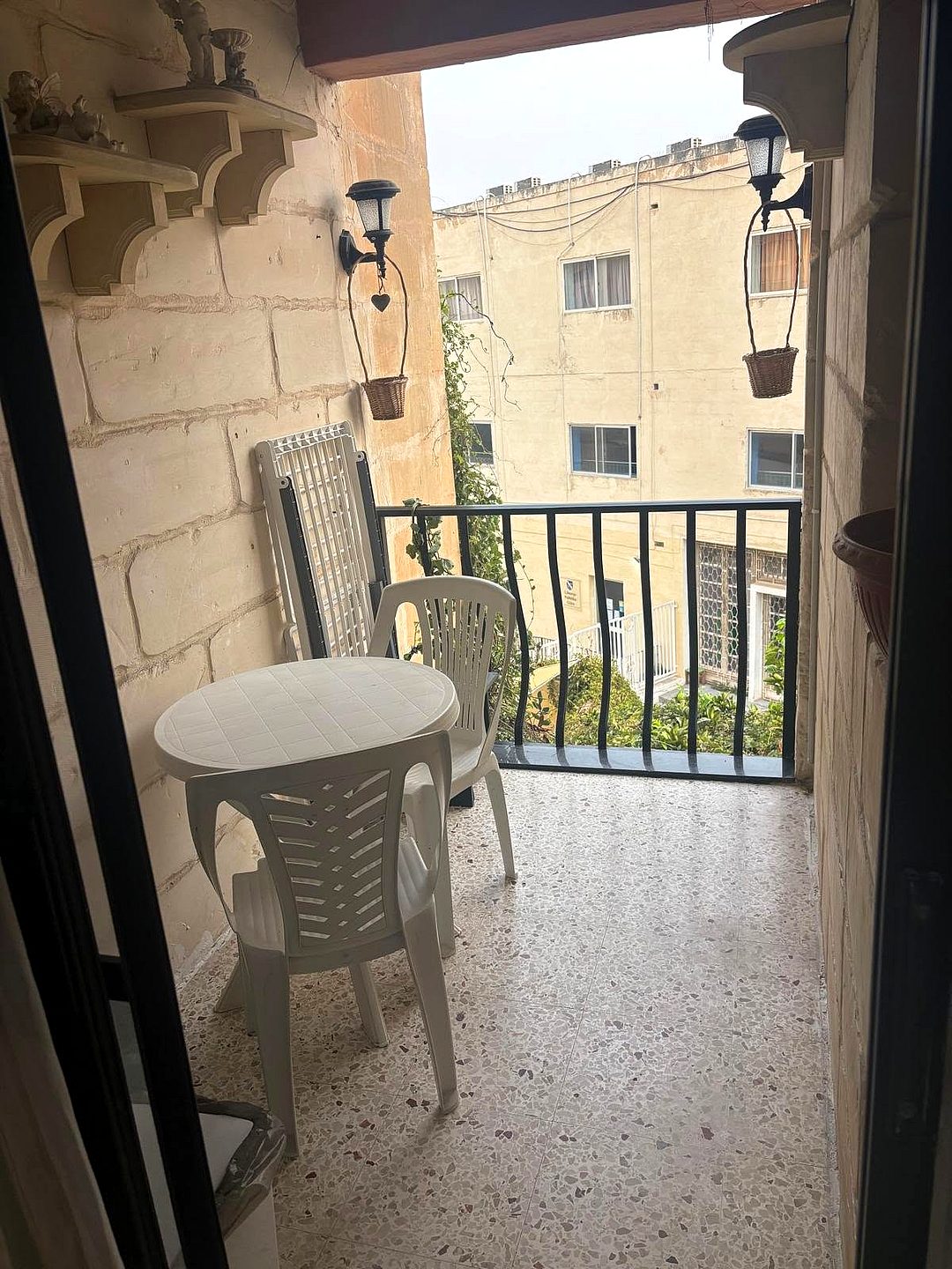 Apartment in Gzira - 1 bed, 1 bath — 1