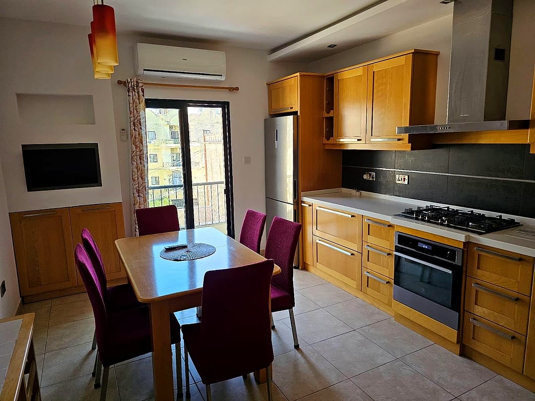 Apartment in Pembroke - 3 beds — 2