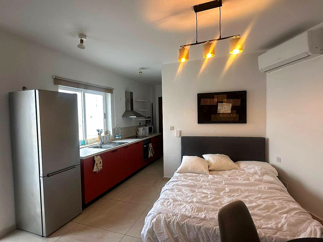 Studio in Msida — 1