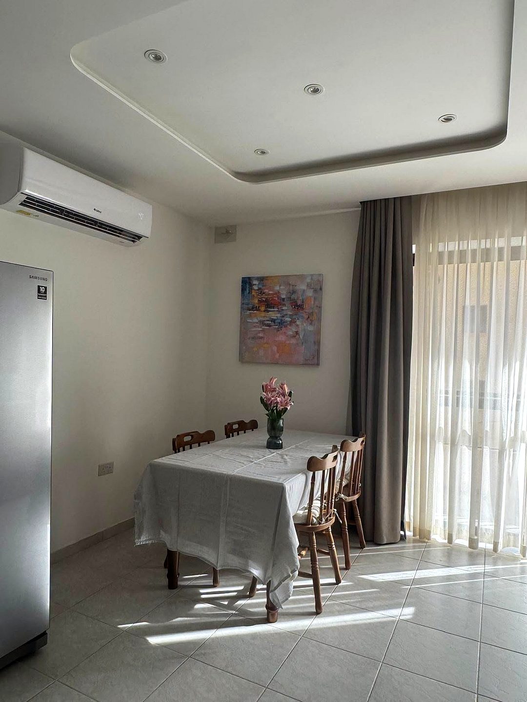 Apartment in Qawra - 3 beds, 2 baths — 5
