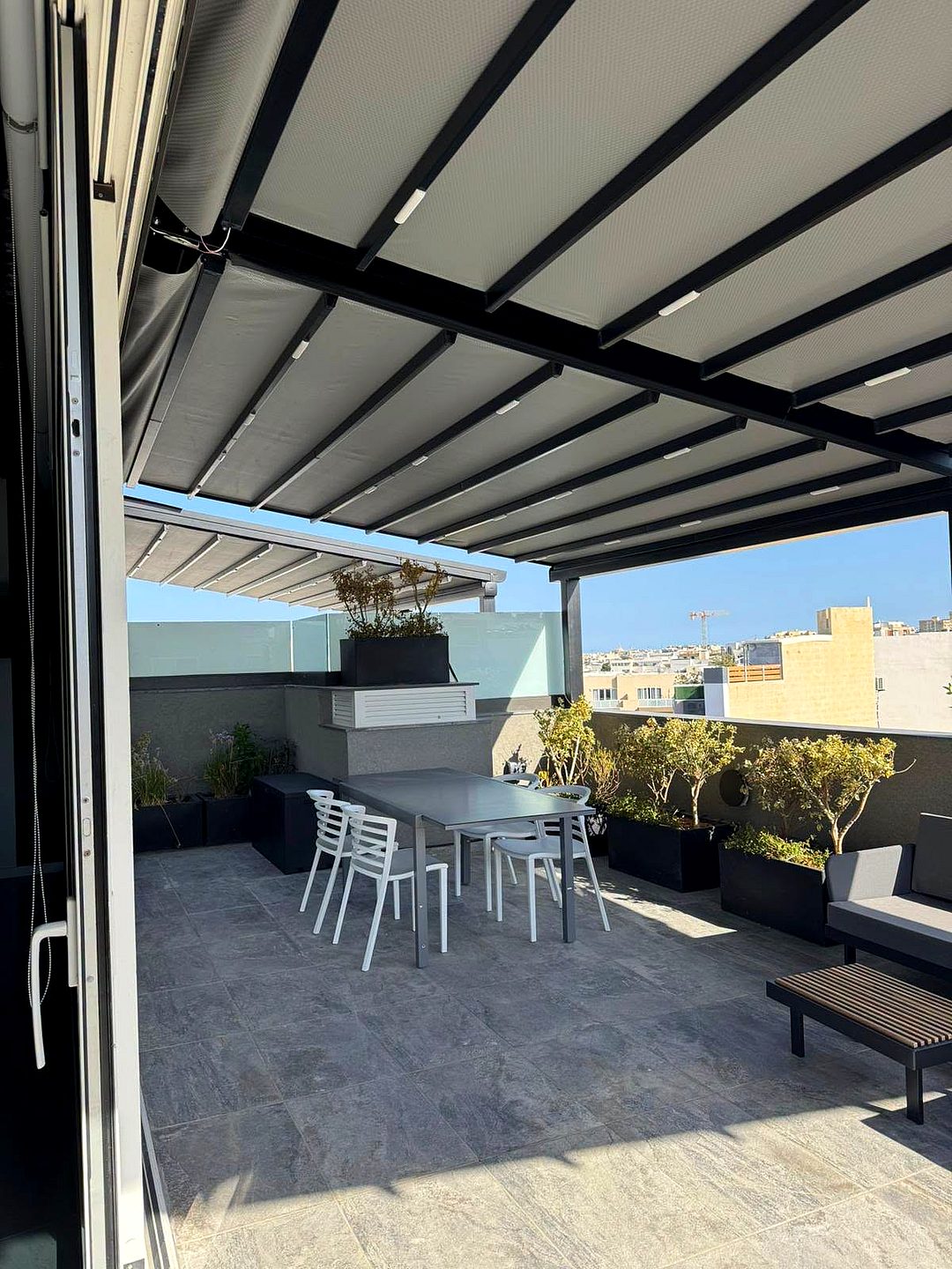 Penthouse in Swieqi - 1 bed, 1 bath — 1