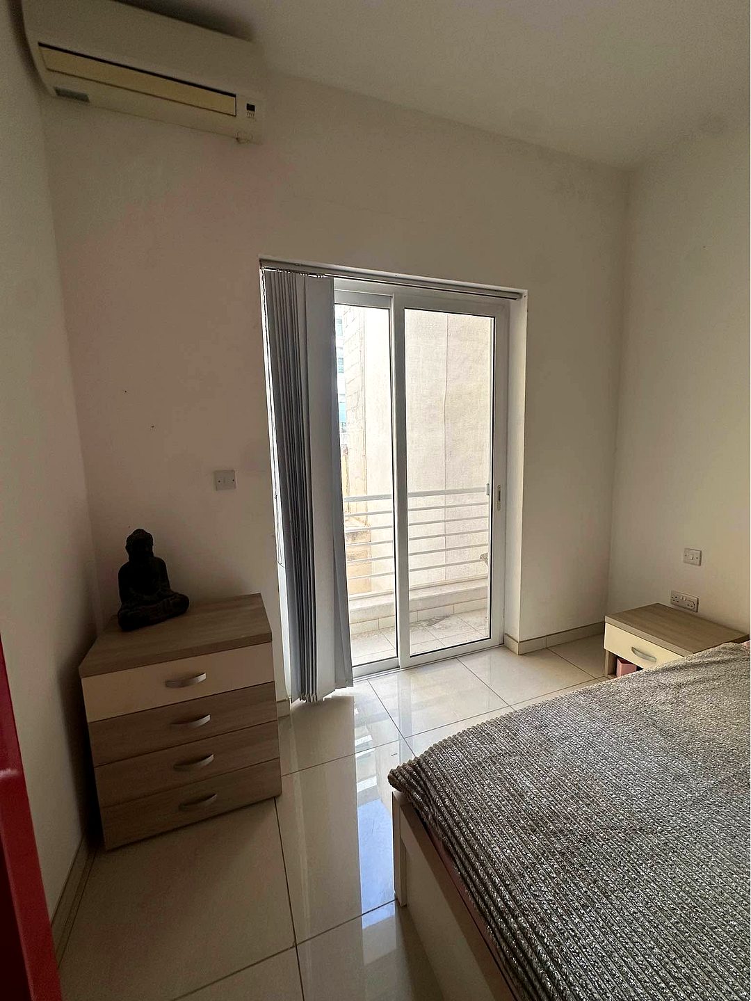 Room in San Giljan — 2