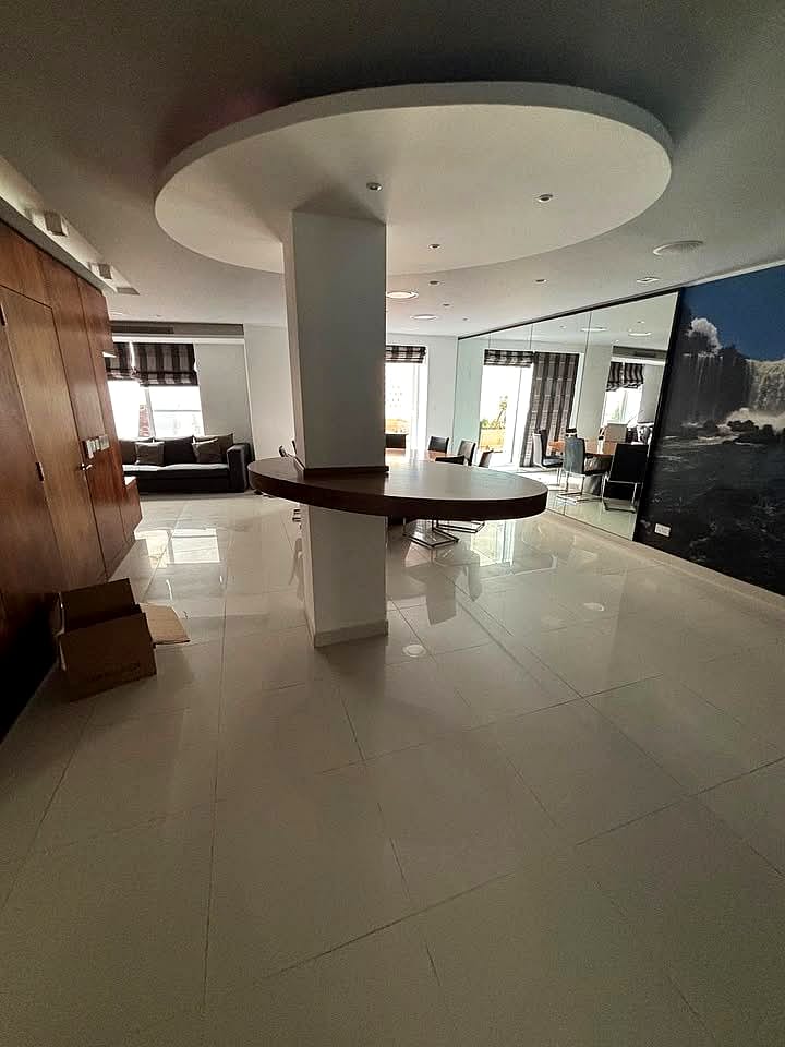 Apartment in Swieqi - 5 beds, 3 baths — 5