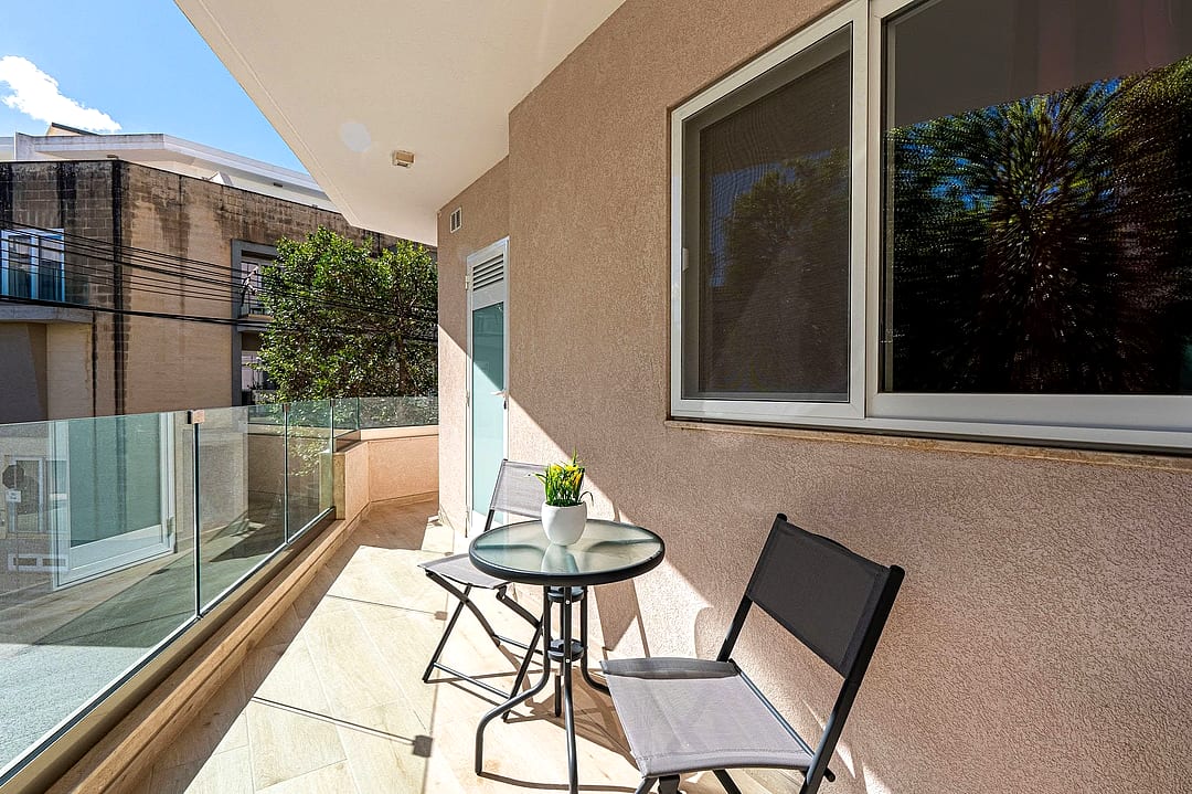 Apartment in Naxxar - 3 beds, 2 baths — 3