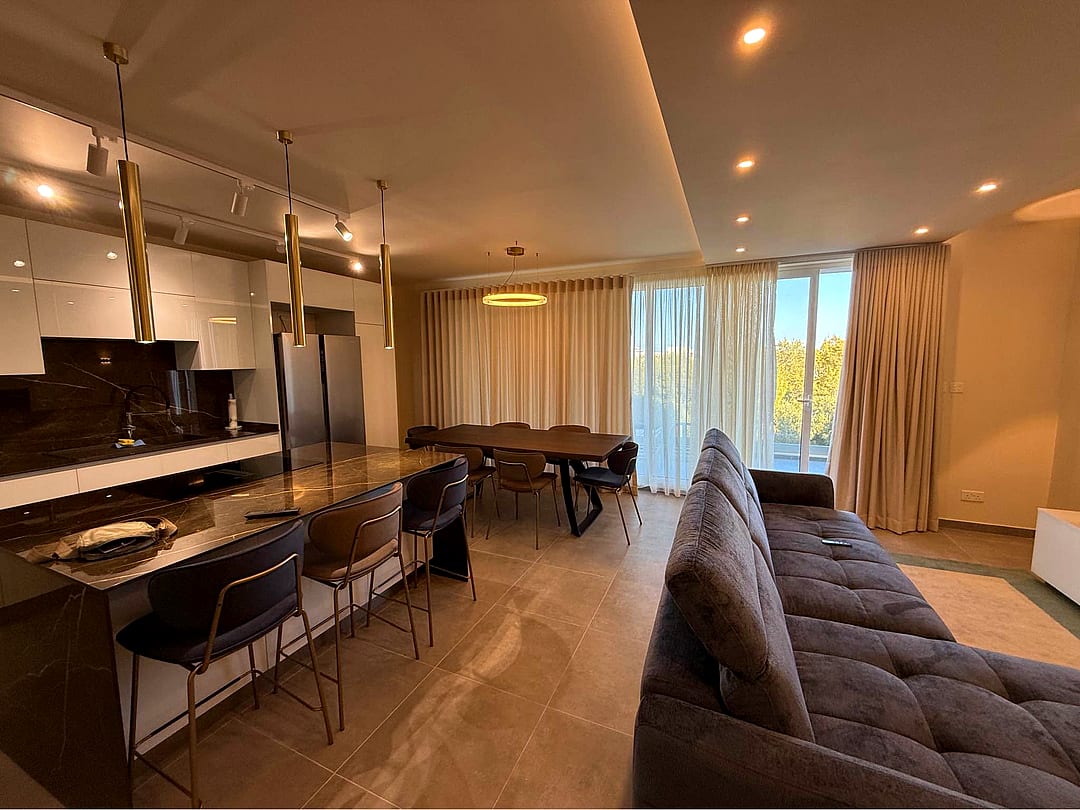 Apartment in Pembroke — 1