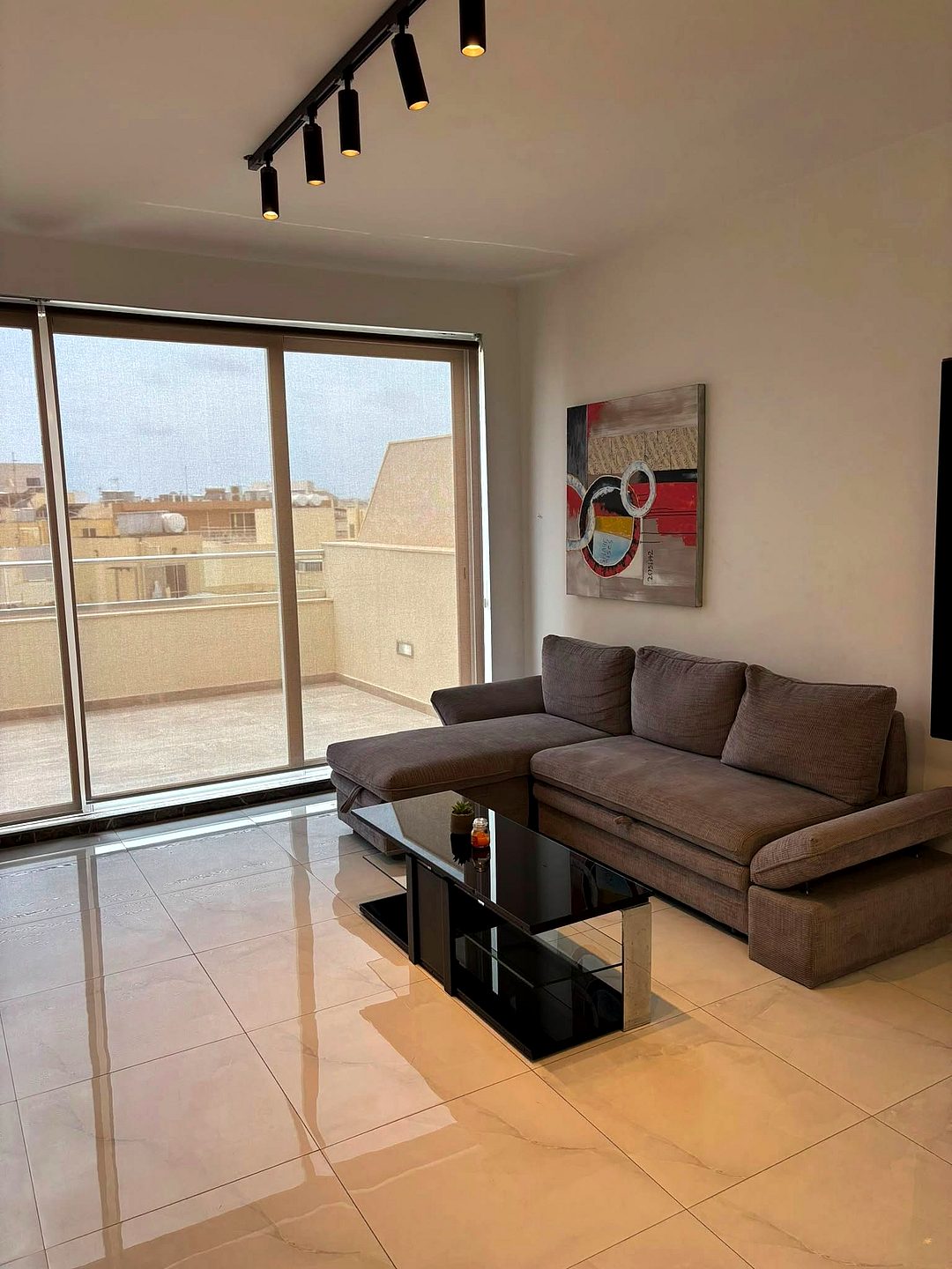 Penthouse in Santa Venera - 2 beds, 2 baths — 4