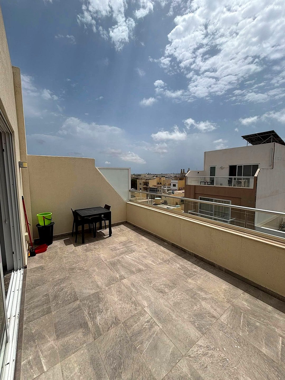 Penthouse in Santa Venera - 2 beds, 2 baths — 2