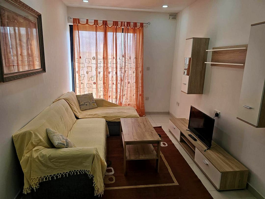 Apartment in Gzira - 2 beds, 2 baths — 2