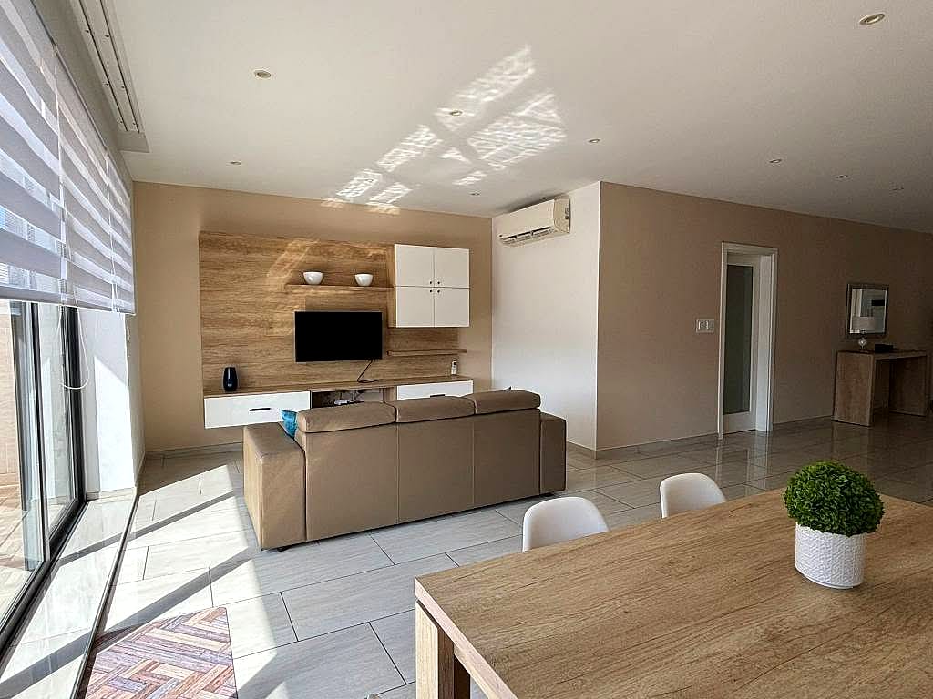 Apartment in Sliema — 3