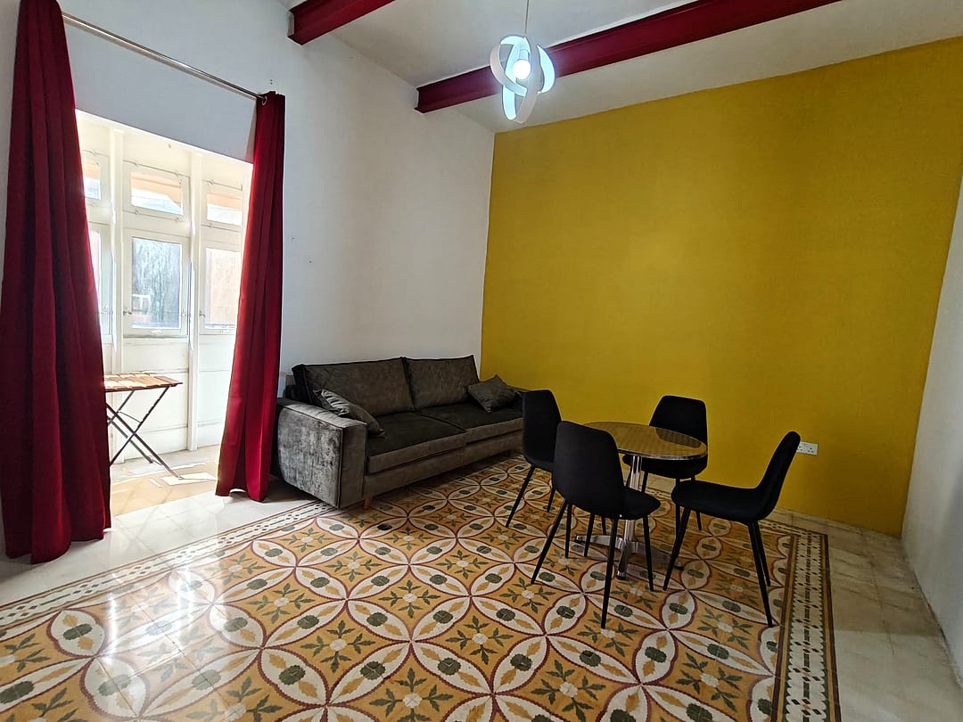 Apartment in Cospicua - 2 beds, 2 baths — 2