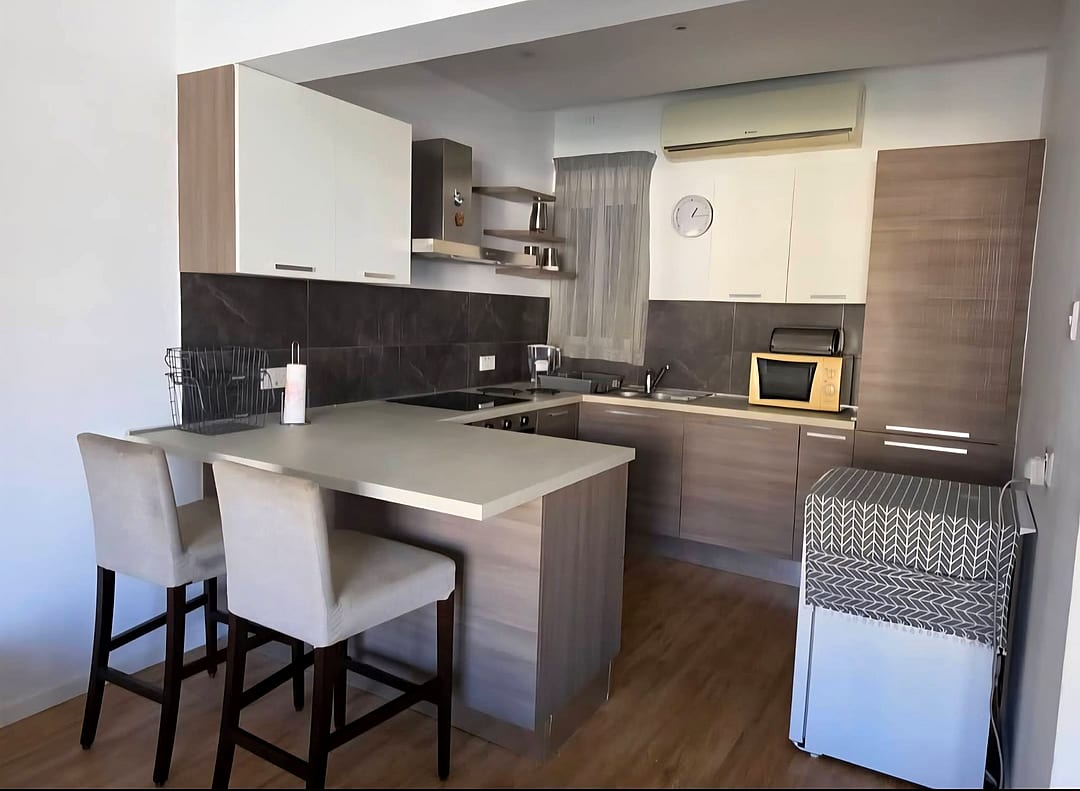 Apartment in St Julian's - 2 beds, 2 baths — 2