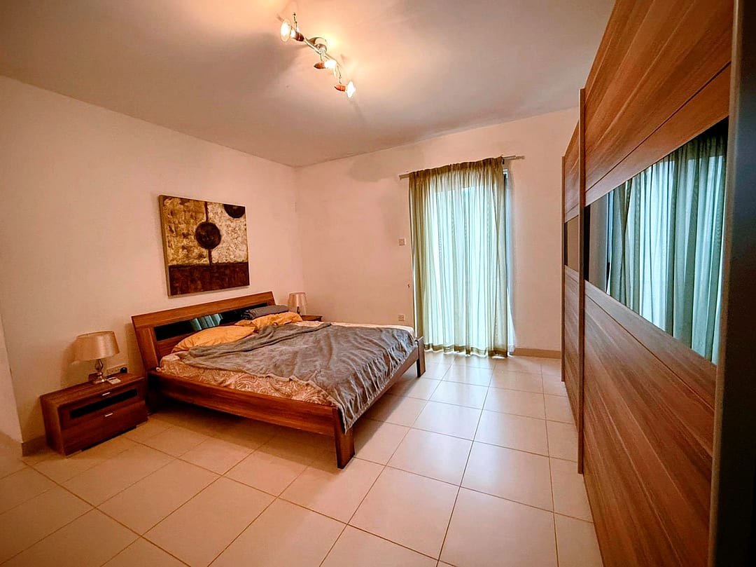 Apartment in Swieqi - 3 beds, 2 baths — 2