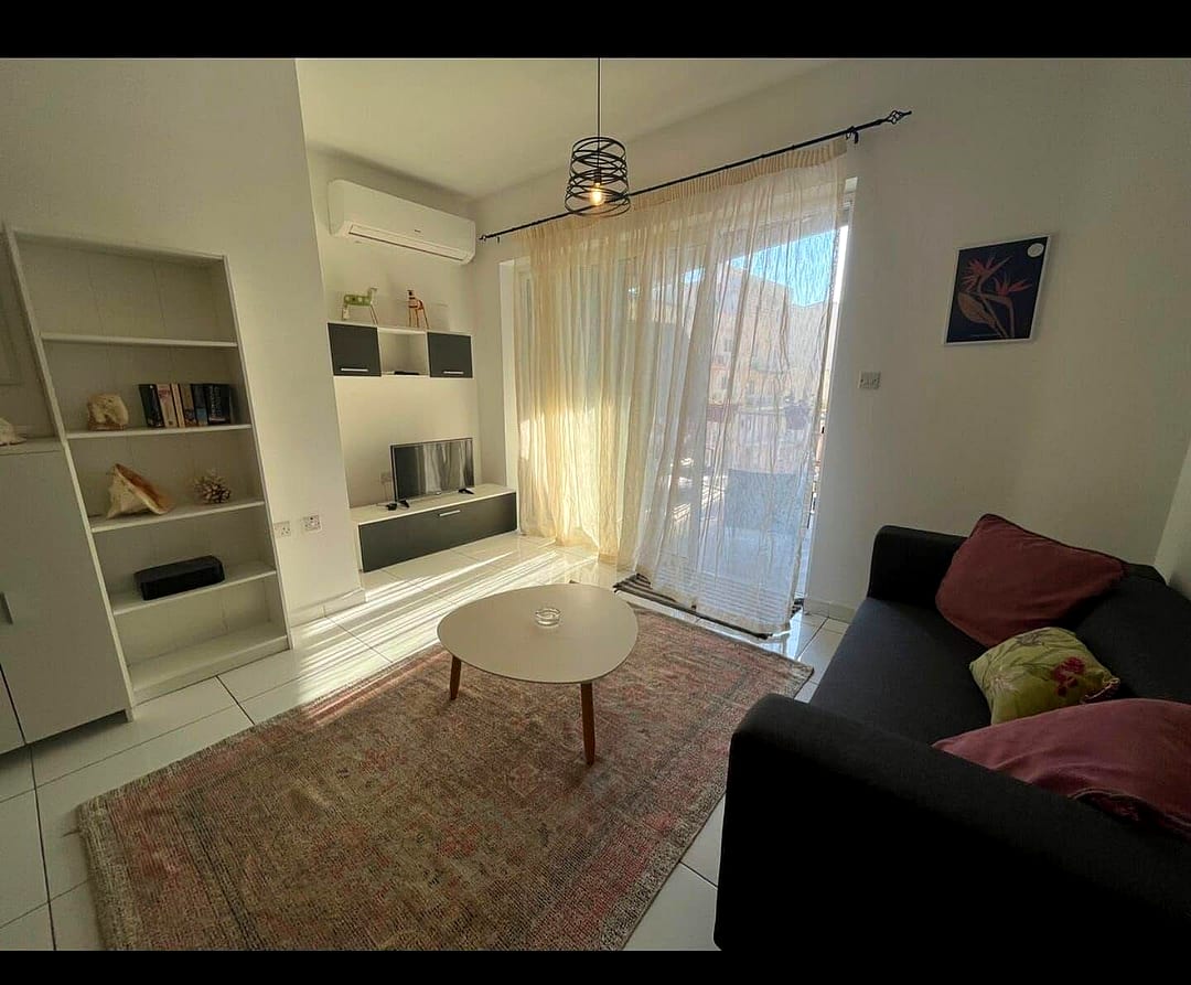 Penthouse in Msida - 1 bed, 2 baths — 2
