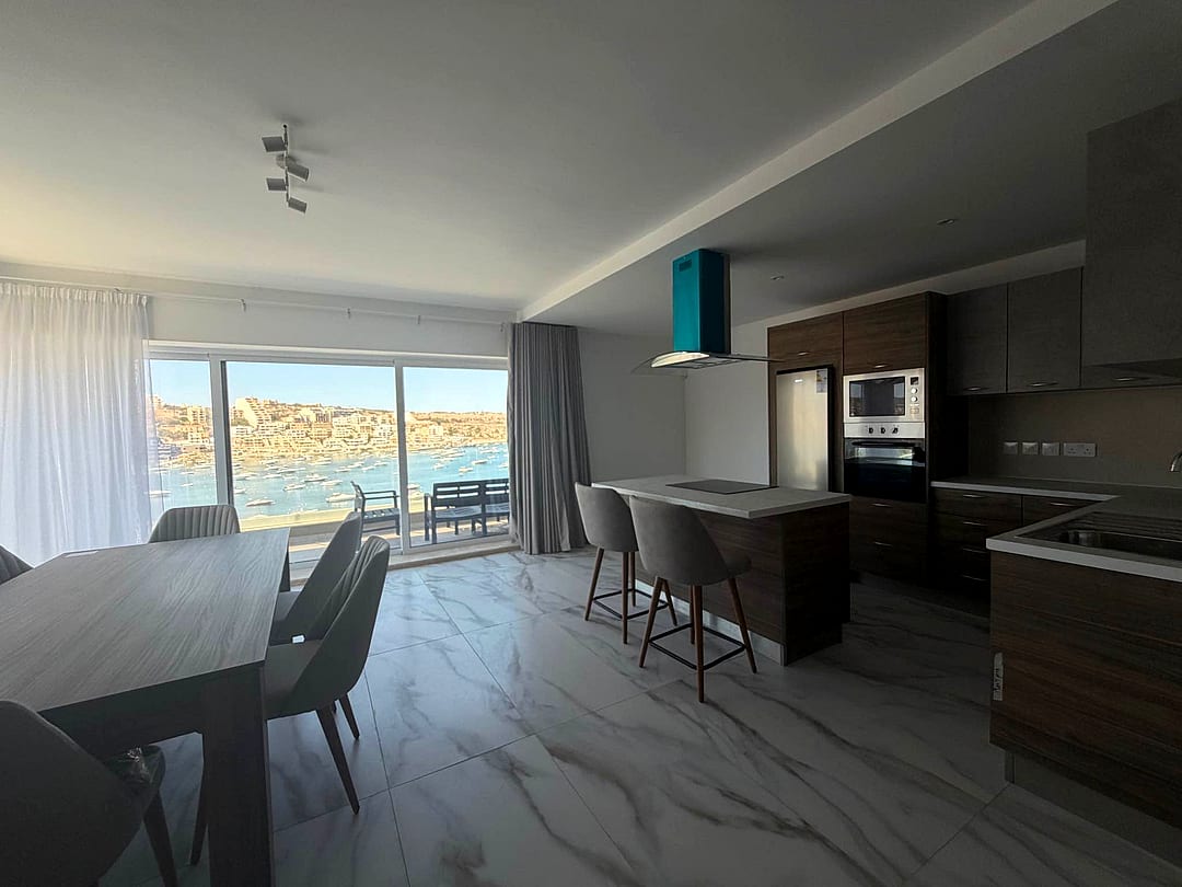 Apartment in St Paul's Bay - 3 beds — 4