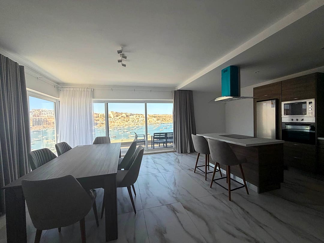 Apartment in St Paul's Bay - 3 beds — 5