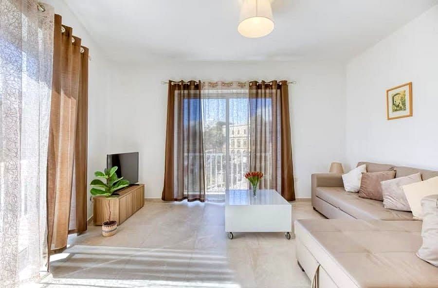 Apartment in Gzira - 2 beds, 2 baths — 1
