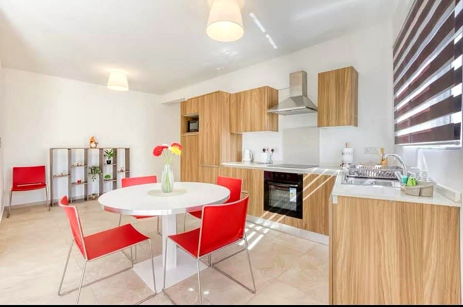 Apartment in Gzira - 2 beds, 2 baths — 4