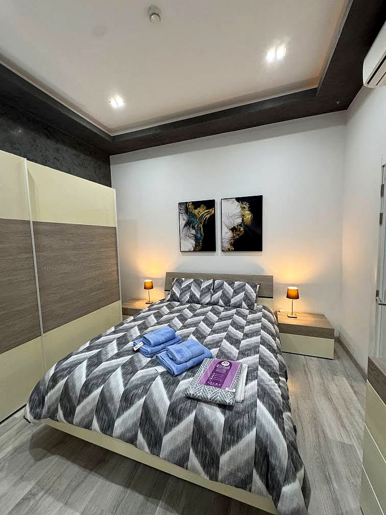 Apartment in Sliema - 3 beds — 3