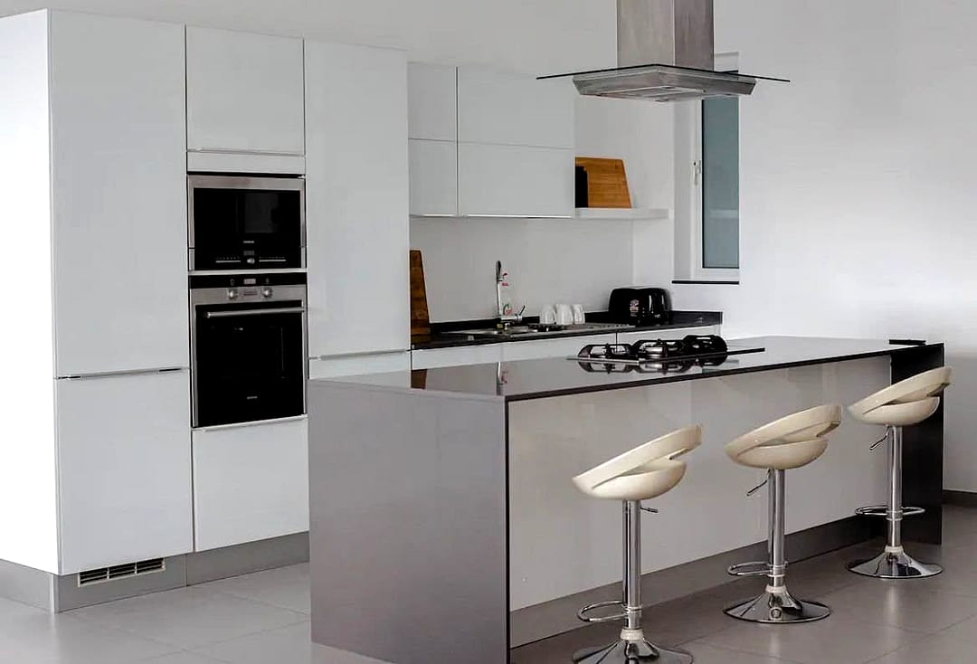 Apartment in St Julian's - 2 beds, 1 bath — 4