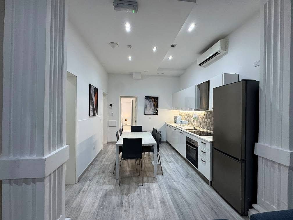 Apartment in Sliema — 2