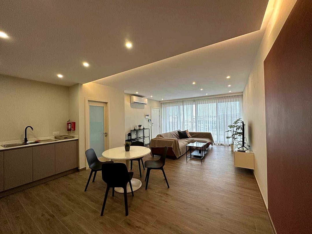 Penthouse in St Paul's Bay - 2 beds, 2 baths — 4